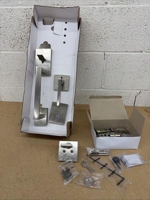 Kwikset San Clemente Low Profile Satin Nickel Single Cylinder Entry Door