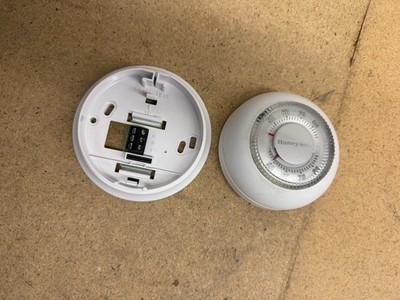 Honeywell Home Round Non-Programmable Thermostat 1H Single Stage Manual Control