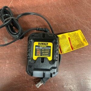 Genuine OEM DeWALT DCB1102 12V / 20V Max Li-Ion Compact Battery Charger