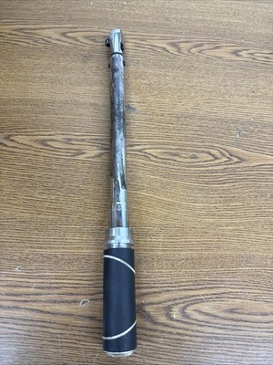 Husky 3/8 in. Drive Torque Wrench 20 ft./lbs. to 100 ft./lbs.