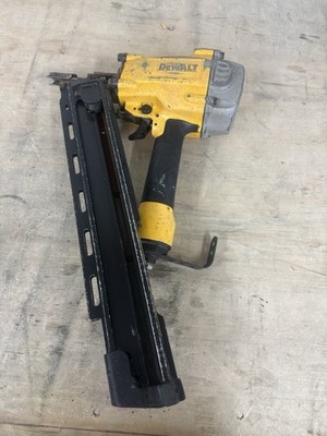 DEWALT Pneumatic 28-Degree Corded Framing Nailer
