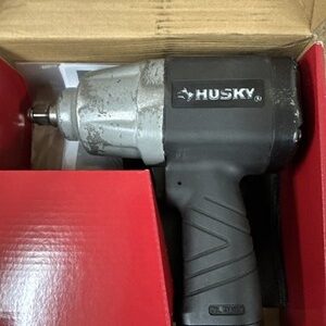 Husky 650 ft./lbs. 1/2 in. Impact Wrench