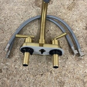 Glacier Bay Cartway 4 in. Centerset 2-Handle High-Arc Bathroom Faucet Matte Gold