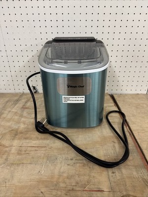 Magic Chef 27 lbs. Bullet Ice Countertop Ice Maker in Stainless Steel