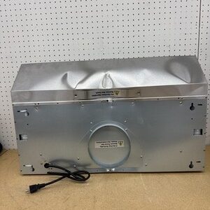 Vissani Sarela 30" W x 7" H 500CFM Convertible Under Cabinet Range Hood DENTED