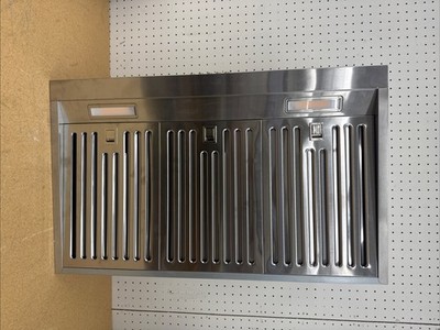 Vissani Sarela 30" W x 7" H 500CFM Convertible Under Cabinet Range Hood DENTED - Image 3