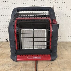Mr. Heater 18,000 BTU Portable Radiant Propane Indoor/Outdoor Big Buddy Pro