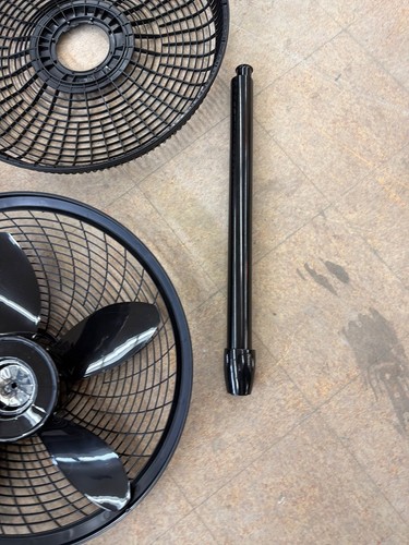 Lasko Cyclone 18" 3 Speed Oscillating Pedestal Fan Black Adjustable Height - Image 5