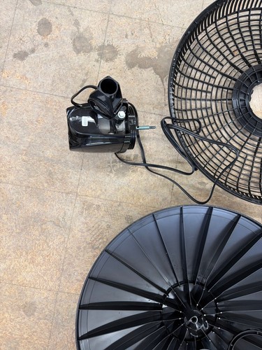 Lasko Cyclone 18" 3 Speed Oscillating Pedestal Fan Black Adjustable Height - Image 6