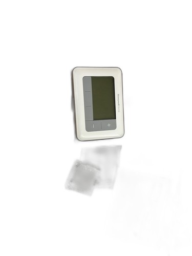 Honeywell Home T5 7-Day Programmable Thermostat with Digital Backlit Display