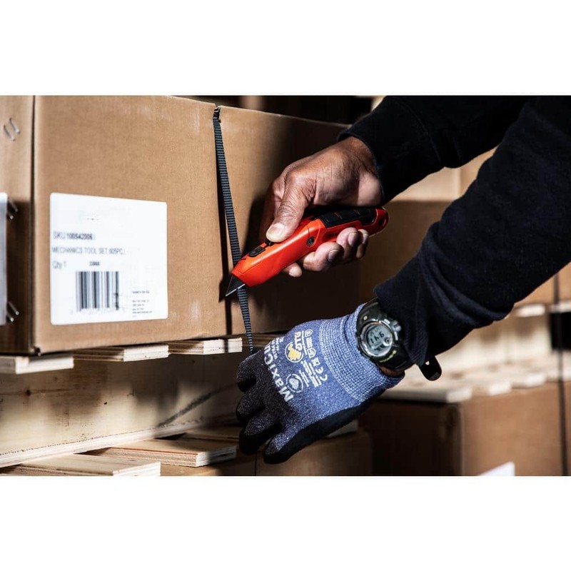 Crescent 7.5 in. Auto-Retracting Safety Utility Knife - Image 7