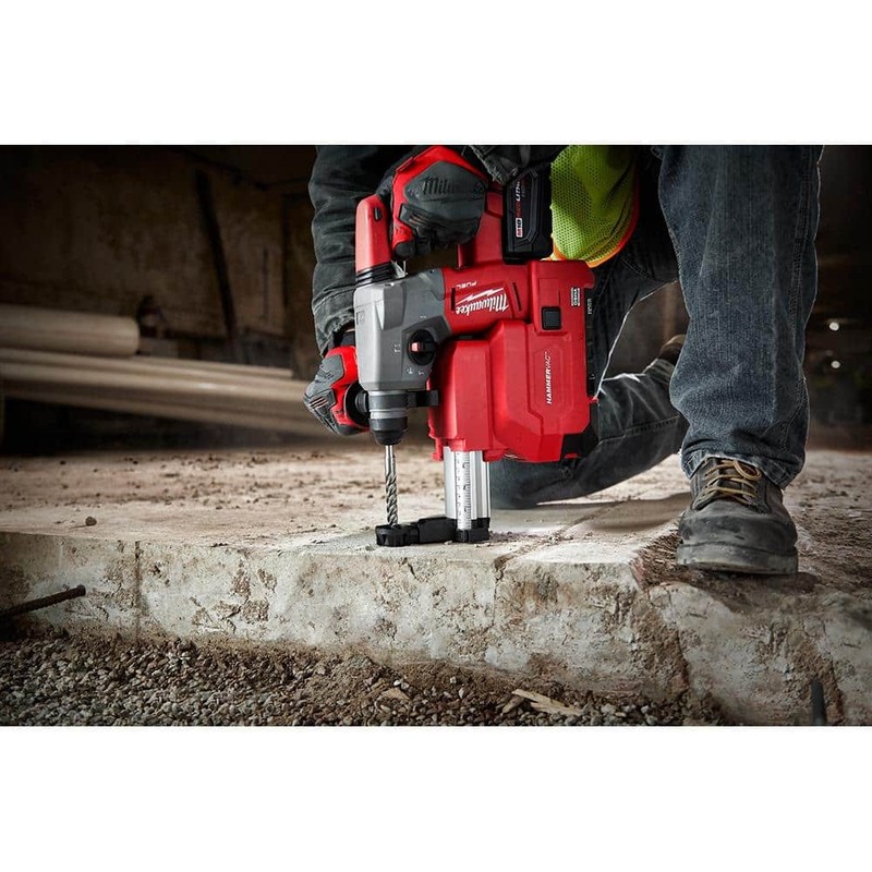Milwaukee 7/8 in. x 18 in. 4-Cutter SDS-PLUS Carbide Drill Bit - Image 3
