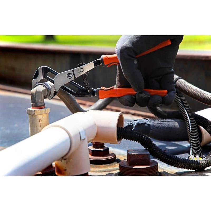 Crescent 8 in. Z2 Auto-Bite V-Jaw Tongue & Groove Pliers with Dual Material Grip - Image 6