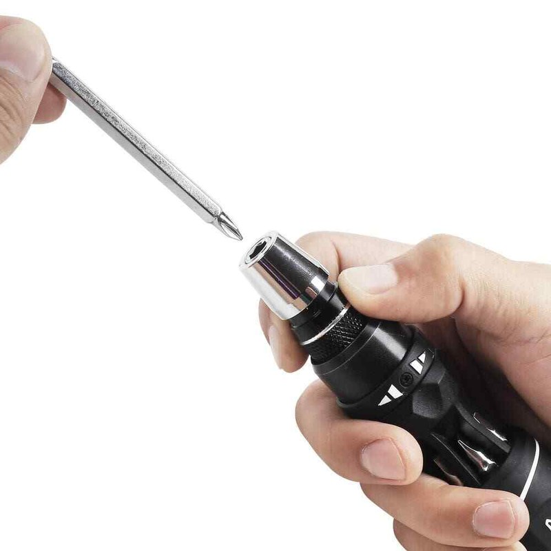 Husky 12 in 1 Quick Load Ratcheting Screwdriver - Image 4