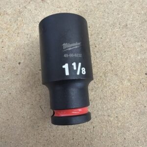 Milwaukee 49-66-6232 SHOCKWAVE Impact Duty 1/2"Drive 1-1/8" Deep 6 Point Socket