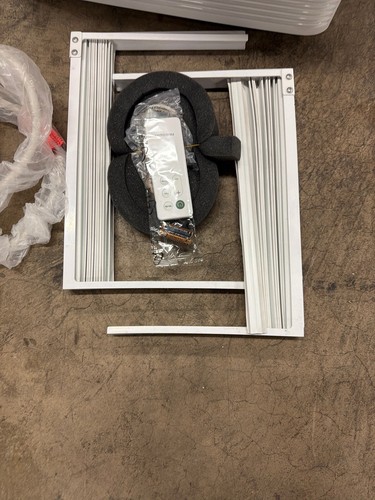 Frigidaire 12,000 BTU Window Air Conditioner 550 sq. ft. WiFi Remote White 115V - Image 16
