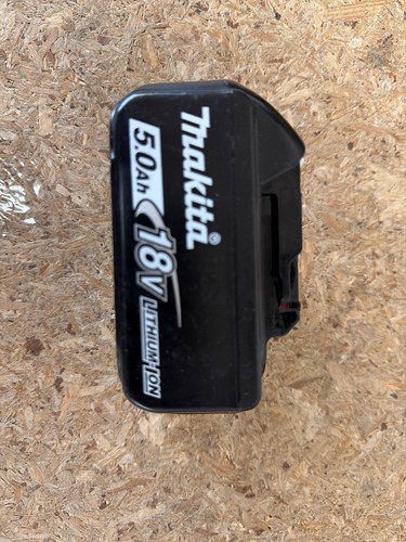 Makita 18V LXT Lithium-Ion High Capacity Battery Pack 5.0Ah with Fuel Gauge - Image 2