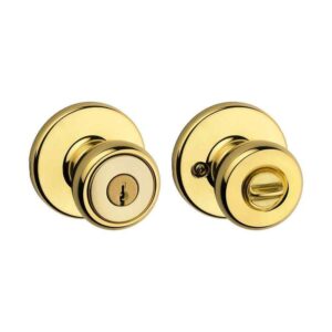 Kwikset Tylo Polished Brass Keyed Entry Door Knob Featuring Microban
