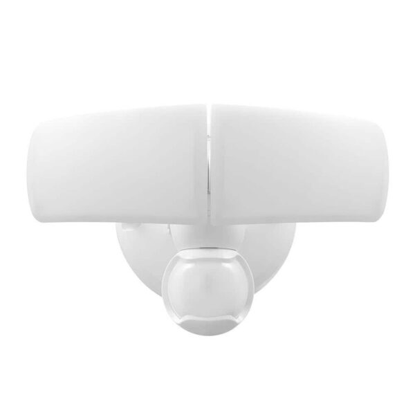 Defiant MaxDetect 240 White Outdoor 2-Head LED Motion Sensor Flood Light 2000L