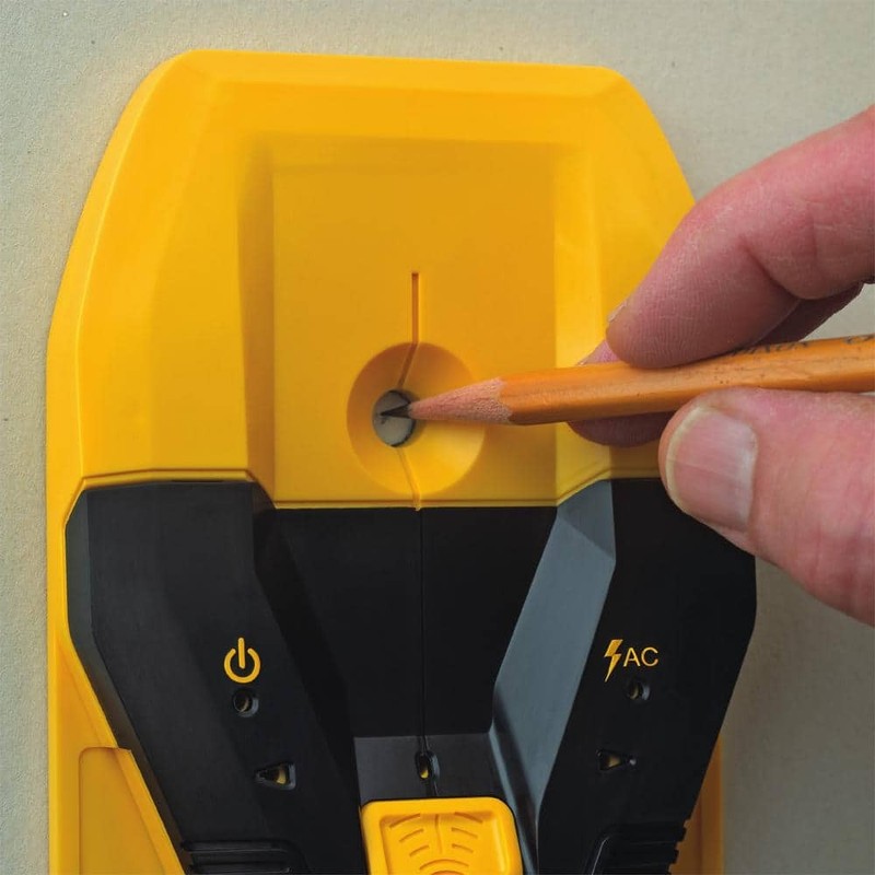 DEWALT 1-1/2 in. Stud Finder - Image 63