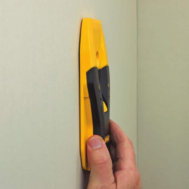 DEWALT 1-1/2 in. Stud Finder - Image 64