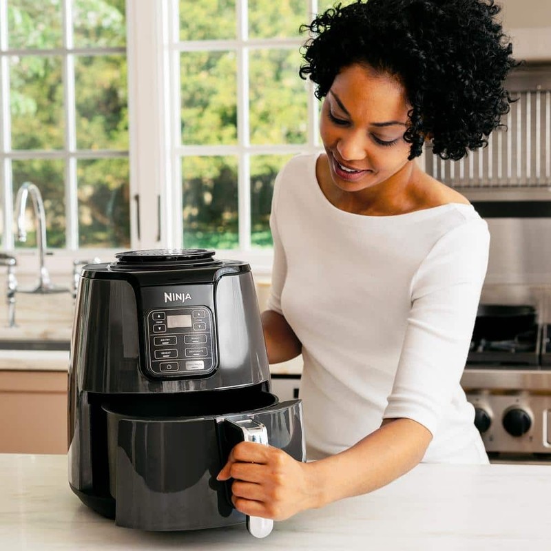 Ninja 4 qt Basket Air Fryer Black Gray Digital Controls for Dehydrate Roast - Image 1563
