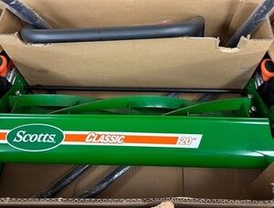 Scotts 20 in. Manual Walk Behind Reel Lawn Mower, Includes Grass Catcher