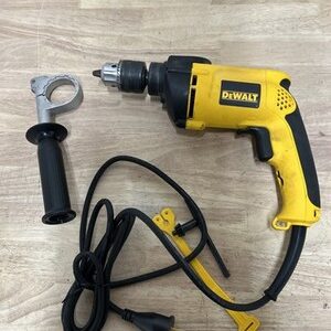 DEWALT 7.8 Amp Corded 1/2 in. Variable Speed Reversible Hammer Drill