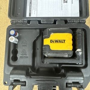 DEWALT 40 ft. Red Self-Leveling Cross Line Laser Level w/(2) AA Batteries & Case