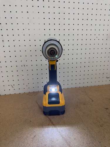 DEWALT 20V XR Cordless Hammer Drill Kit 8.0 Ah Battery, Bag NO CHARGER OR HANDLE