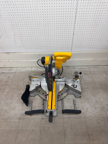 DEWALT 15 Amp 12 in. Double Bevel Sliding Compound Miter Saw XPS NO Blade