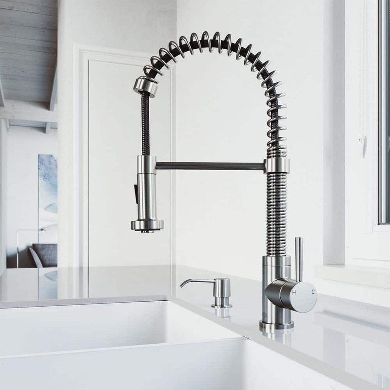 VIGO Edison Pull-Down Sprayer Kitchen Faucet Set Stainless Steel - Image 2