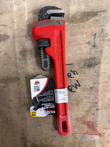 RIDGID 10 in. Pipe Wrench, Heavy-Duty Plumbing Tool, Self-Cleaning Threads - Image 2