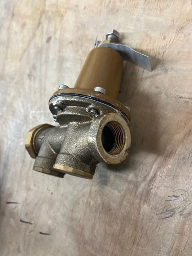 Watts 3/4 in. Copper FPT x FPT Water Pressure Reducing Valve - Image 9