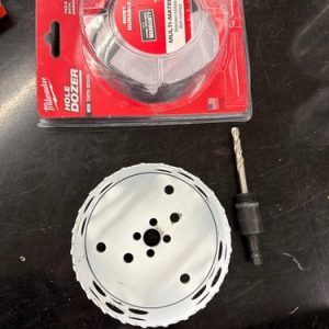 Milwaukee 4-1/2 in. HOLE DOZER Bi-Metal Hole Saw, 3/8 in. Arbor, Pilot Bit