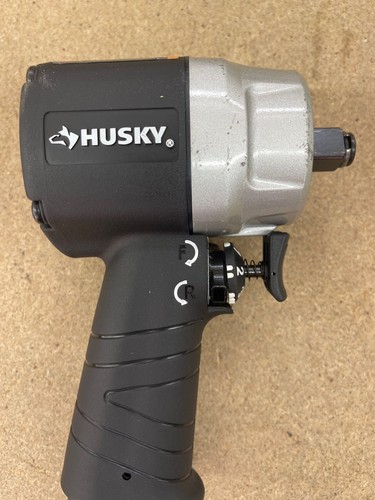 Husky 1/2 in. Compact Impact Wrench - Image 2