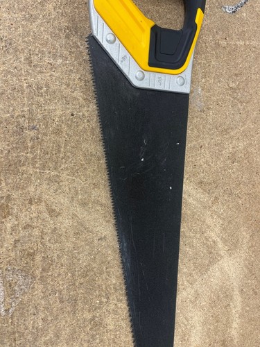 DEWALT 15 in. Tooth Saw with Aluminum Handle - Image 3