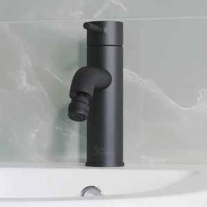 Swiss Madison Ivy Single-Handle Bidet Faucet in Matte Black
