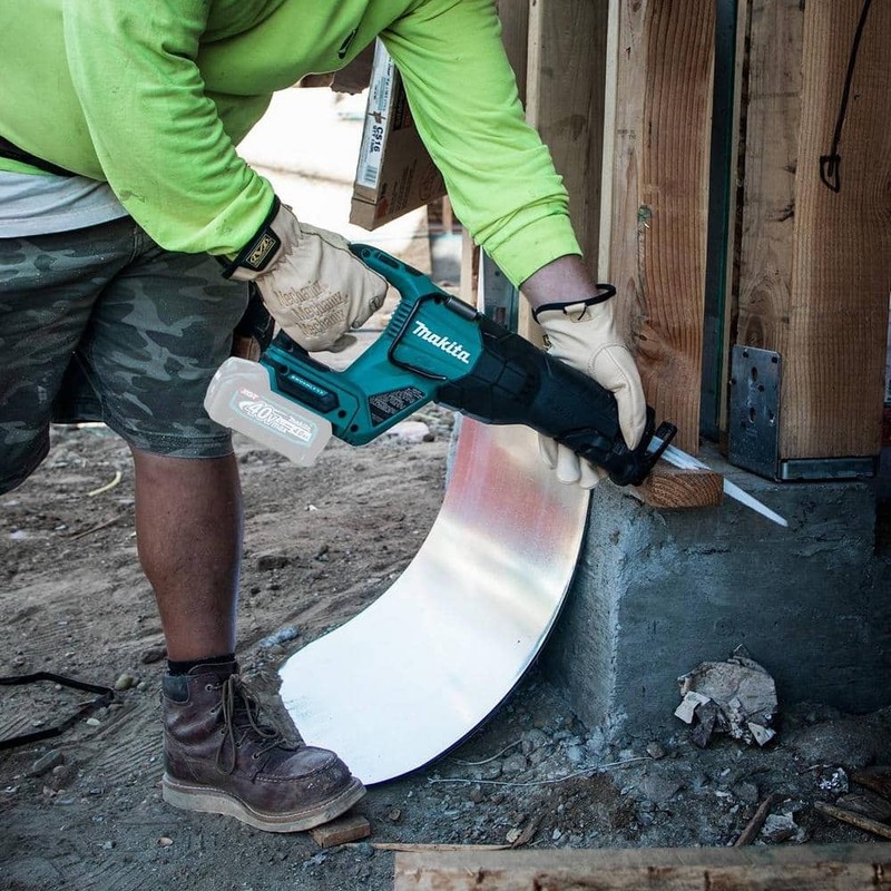 Makita 40V Max XGT Brushless Cordless Recipro Saw (Tool Only) - Image 10