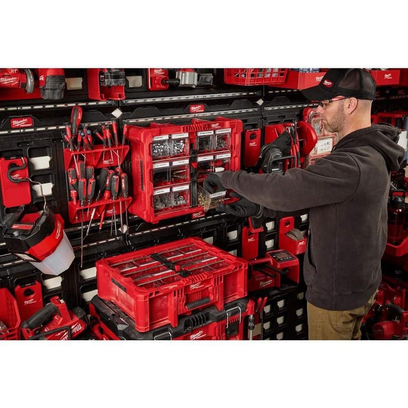 Milwaukee PACKOUT 10 Compartment Tilt Bin Organizer - Image 9