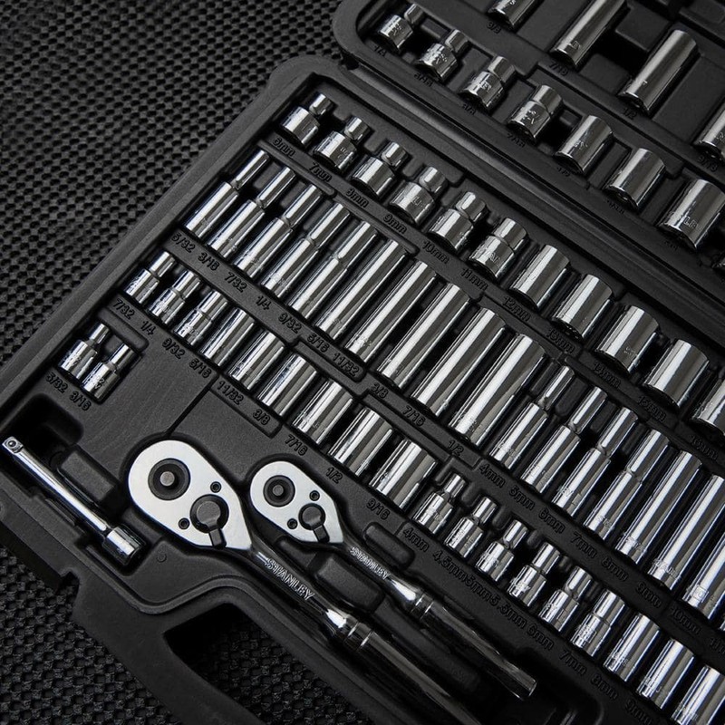 Stanley 3/8 in. and 1/4 in. Drive Socket Set with Ratchets (123-Piece) - Image 3