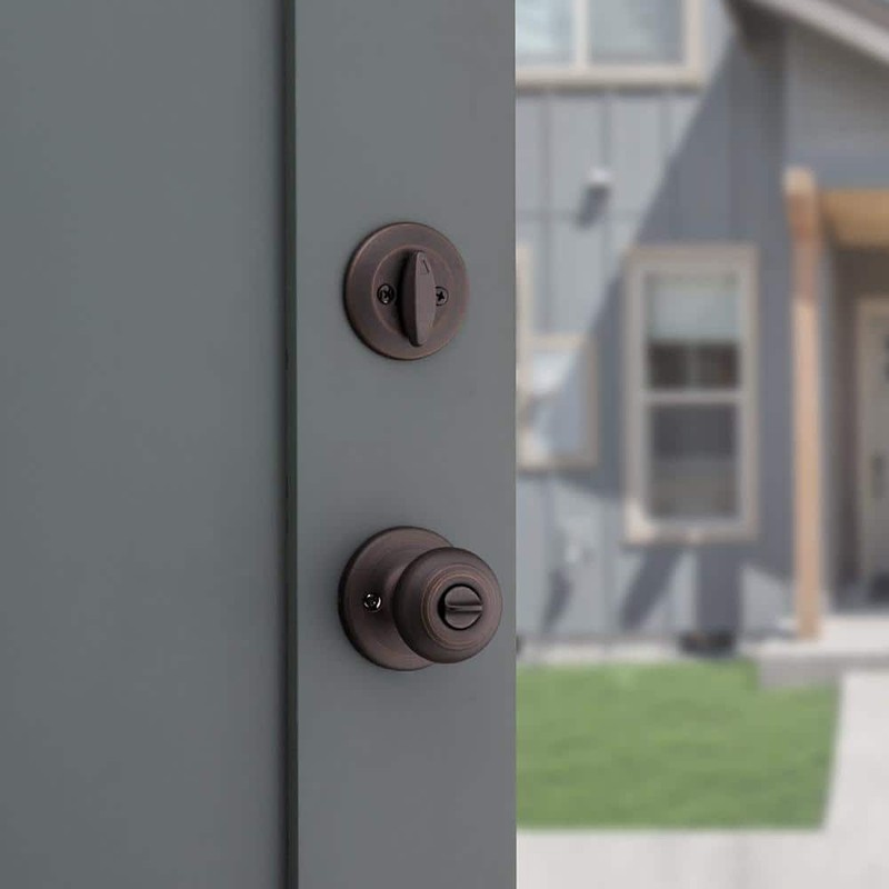 Kwikset Cove Venetian Bronze Keyed Entry Door Knob & Deadbolt Project Pack - Image 4